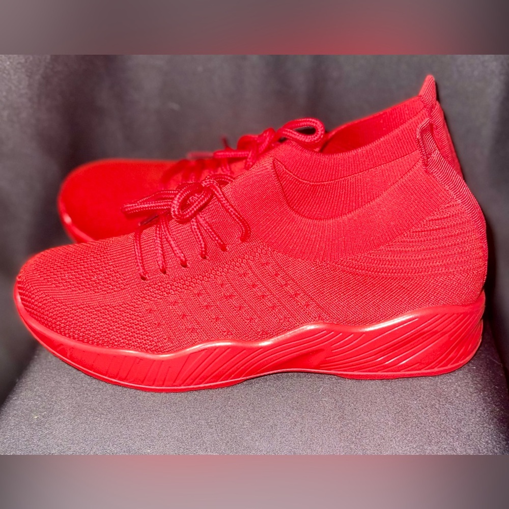 Women's Vibrant Red Athletic Shoes - Picture 2 of 2
